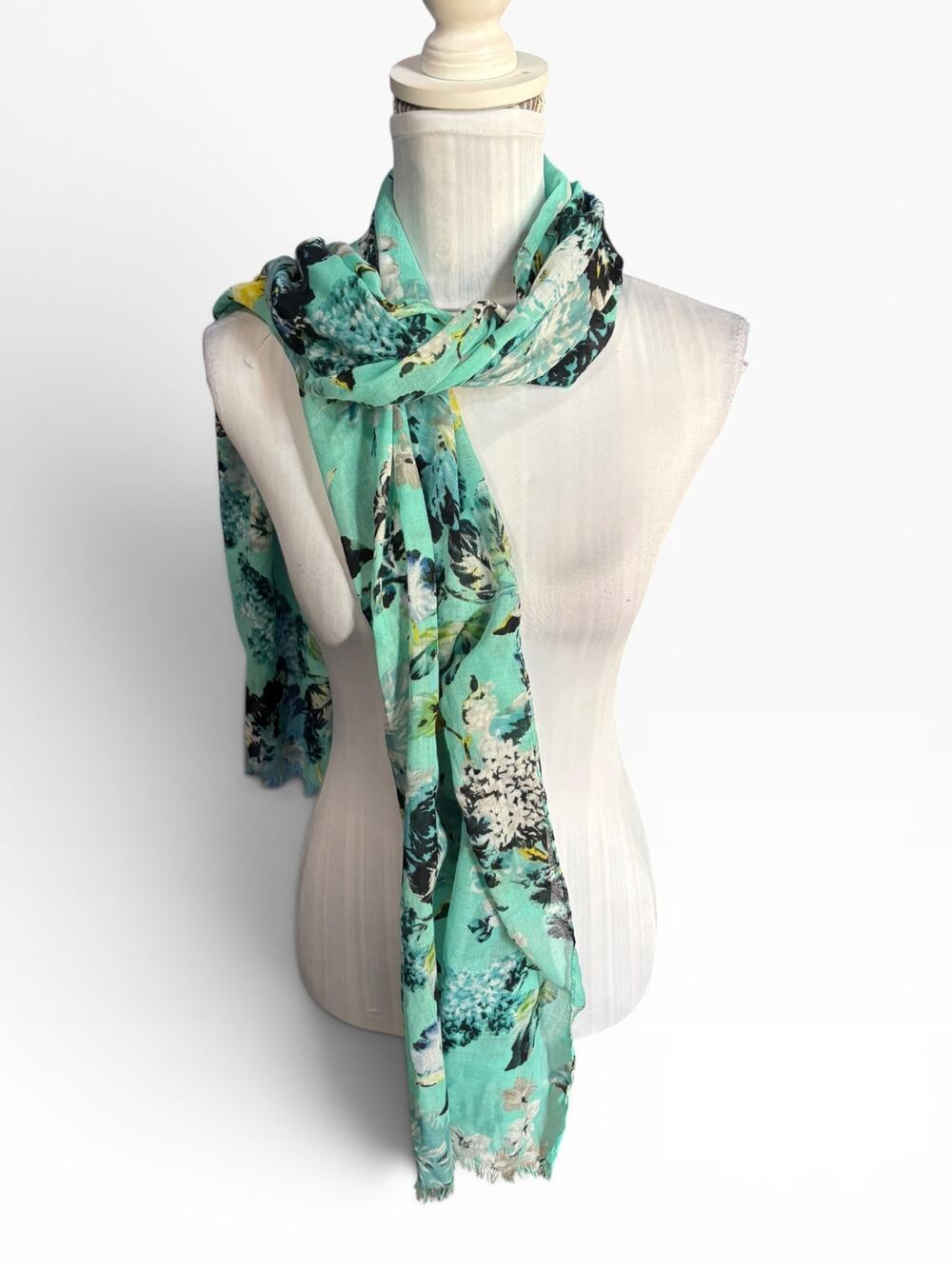 Green Floral Print Scarf Wrap Size One Size